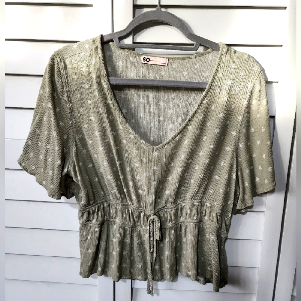 SO olive green crop top
